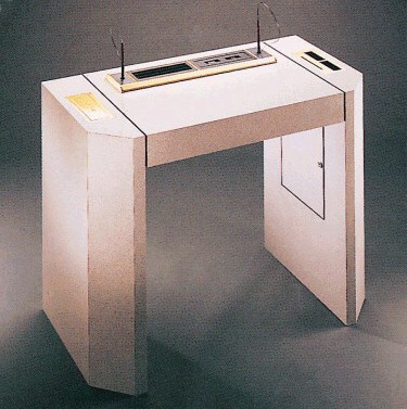 A.D.A. Single-User Check Stand USDJ8944