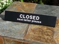 Next Teller Please Closed Sign # US30756B00